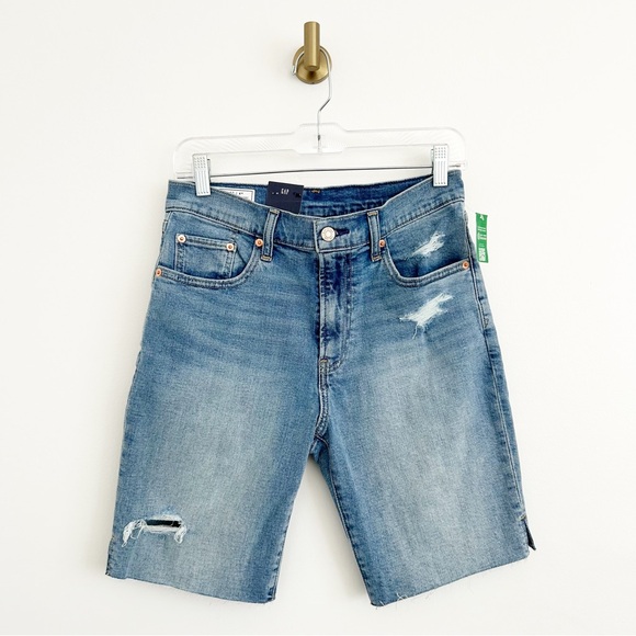 SOLD NEW GAP Denim Jean 9" Bermuda Short High Rise Size 27 / 4R - Picture 1 of 9